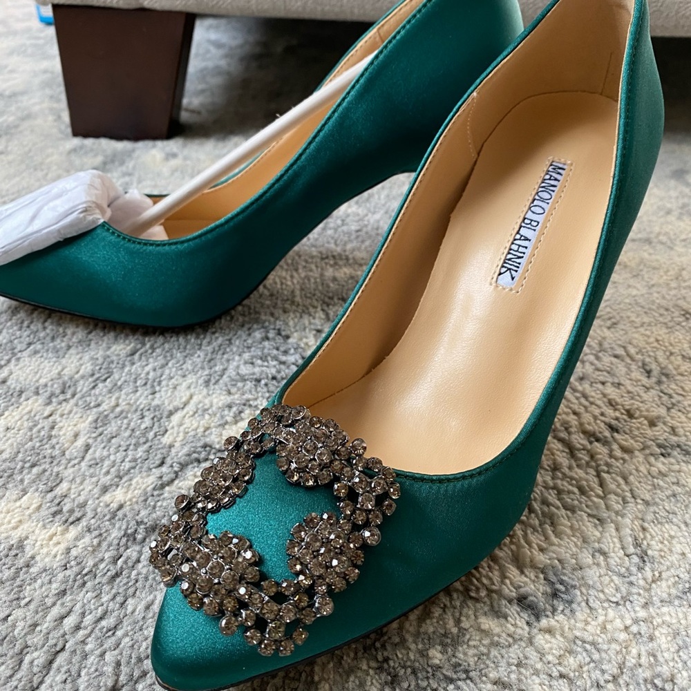 Brand New Emerald Green size 36 satin shoe
